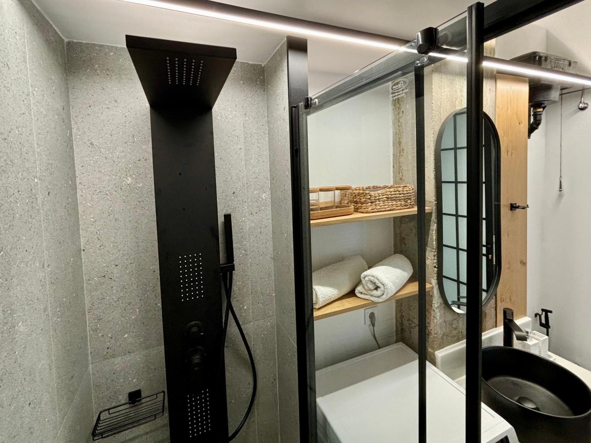 Industrial Loft Comfort Living كاندية المظهر الخارجي الصورة